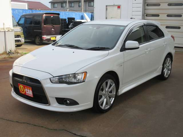 K&Kモータースの在庫をご覧いただき、ありがとうございます!☆店頭に展示していない場合もございますので、お手数ですが、ご来店いただく際は事前に連絡をお願いいたします。お車を準備してお待ちしております^^