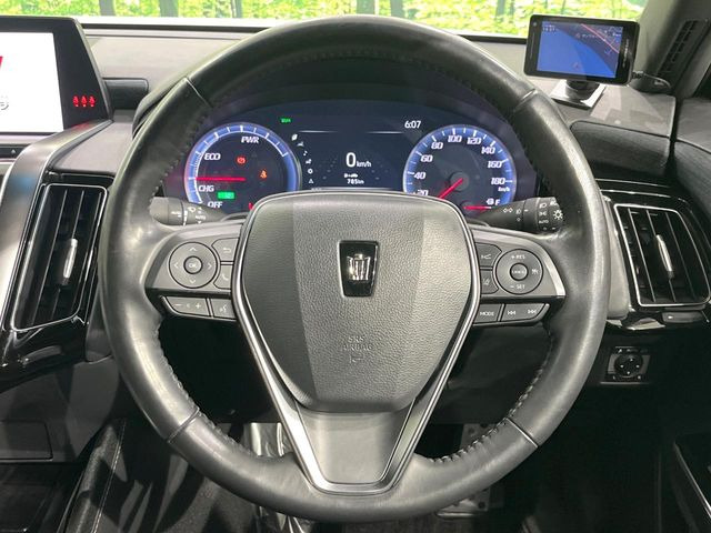 �y�����v�����X�e�A�����O�z�㎿�Ȋv���g�p���邱�ƂŁA��ɂ����������݂ƂĂ��^�]���₷���n���h���ł���