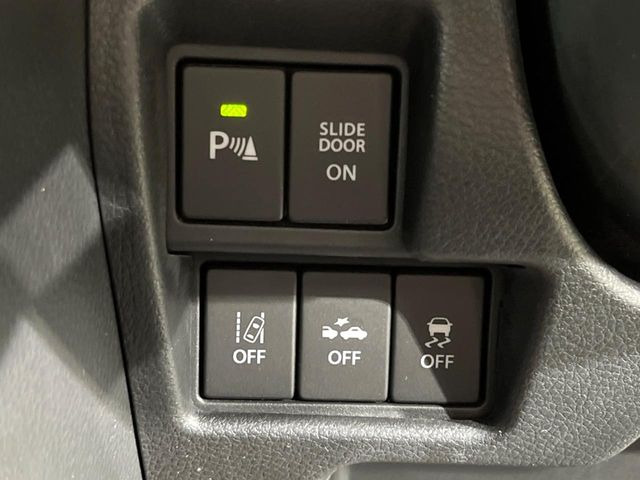 �y�X�Y�L �Z�[�t�e�B�T�|�[�g�z���s���ɑO���̎ԗ�����F�����A�Փ˂������Ȏ��͌x��ƃu���[�L�ŏՓˉ���Ɣ�Q�y�����A�V�X�g�B�����S�Ƀh���C�u�����y���݂��������܂��B