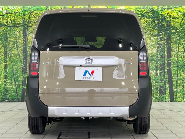 安心の最長10年・走行無制限保証(有償)をご用意。保証内容も充実はもちろん、無料点検&オイル交換や、年中無休の全国・24時間ロードサービスも付帯されておりますのでご安心下さい。