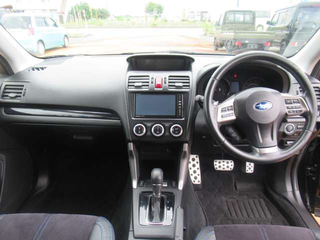 K&Kモータース長岡の在庫をご覧いただき、ありがとうございます!☆店頭に展示していない場合もございますので、お手数ですが、ご来店いただく際は事前に連絡をお願いいたします。お車を準備してお待ちしております