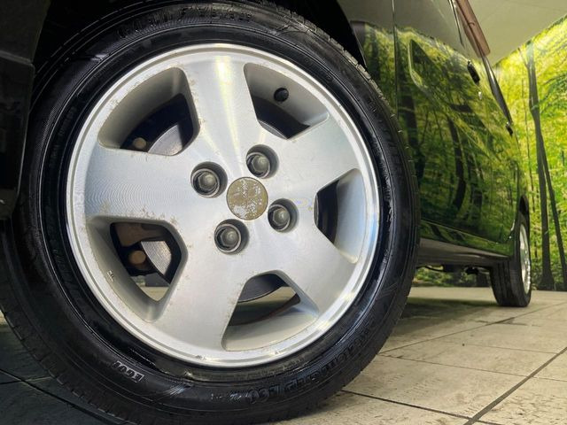 �y����14�C���`�A���~�z�C�[���z�O�ςɃ}�b�`���������A���~�z�C�[���𑕒����Ă���܂��B�e��ЊO�A���~�z�C�[����A�X�^�b�h���X�^�C�����戵�����Ă���܂��B���񂲑��k����������