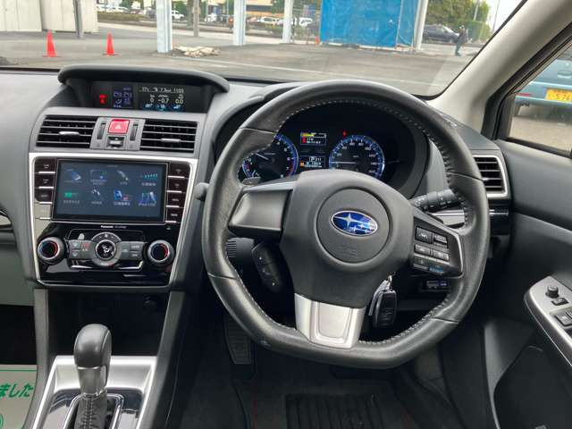 全国に販売と納車も出来ます。当店は得意ですよ!!ぜひ、お任せ下さい。陸送費用もリーズナブルな金額でご案内しております。ぜひ、比較して下さい。まずは、お気軽にお見積もり連絡を下さい。すぐに対応致します。