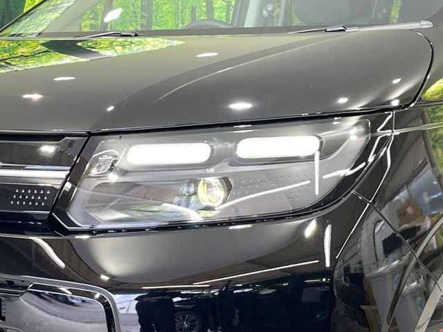 �yLED�w�b�h���C�g�z���V����ԑ��s�����ǍD�Ȏ��E���m�ۂ����S���ĉ^�]�ł��鍂�P�xLED�w�b�h���C�g�𑕔�!�_�����x�������A����d�͂��}�����Ă��܂��B