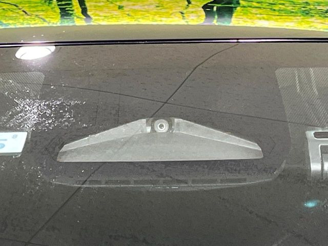 �y�g���^�Z�[�t�e�B�Z���X�z���s���ɑO���̎ԗ�����F�����A�Փ˂������Ȏ��͌x��ƃu���[�L�ŏՓˉ���Ɣ�Q�y�����A�V�X�g�B�����S�Ƀh���C�u�����y���݂��������܂��B