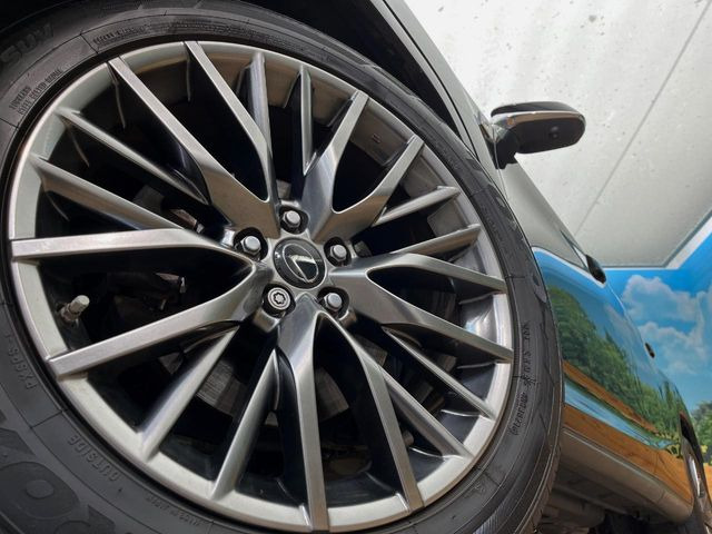 �y����20�C���`�A���~�z�C�[���z�O�ςɃ}�b�`���������A���~�z�C�[���𑕒����Ă���܂��B�e��ЊO�A���~�z�C�[����A�X�^�b�h���X�^�C�����戵�����Ă���܂��B���񂲑��k����������