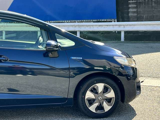 ���Ђ́A���q���܂̃j�[�Y�ɂ������o����悤�A�L�x�ȎԎ����葵���Ă���܂��B����芷���̍ۂ��A����A��낵�����肢�������܂��B