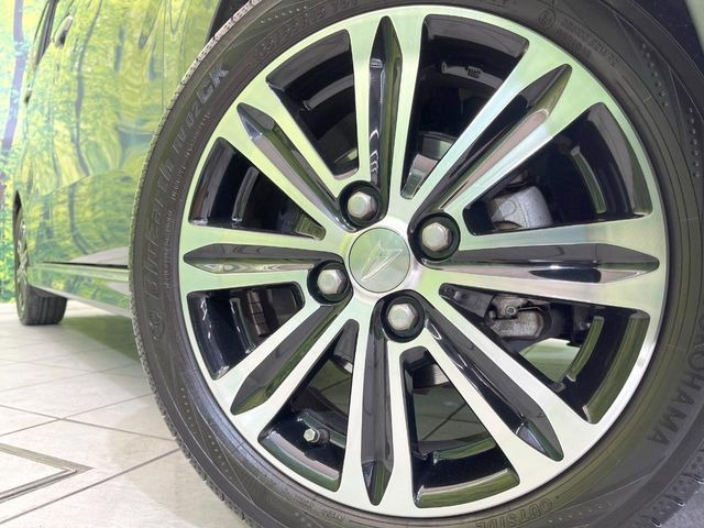 �y����15�C���`�A���~�z�C�[���z�O�ςɃ}�b�`���������A���~�z�C�[���𑕒����Ă���܂��B�e��ЊO�A���~�z�C�[����A�X�^�b�h���X�^�C�����戵�����Ă���܂��B���񂲑��k������