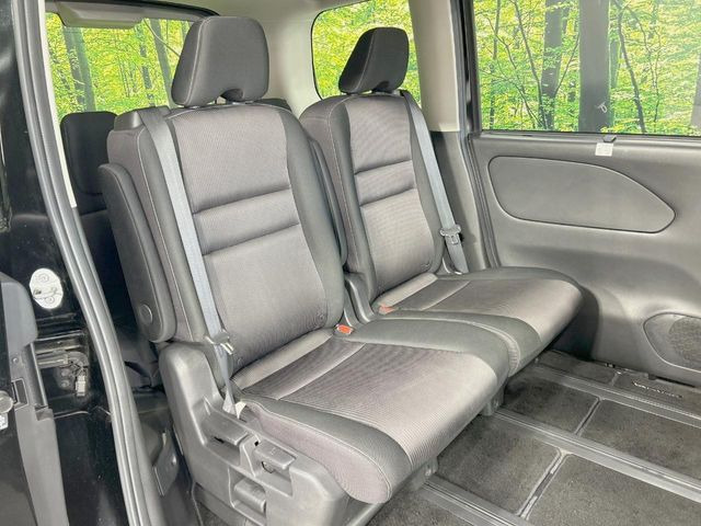 ���ڒ����̓E�H�[�N�X���[�ƂȂ��Ă���܂��B���ڂƎO��ڂ̈ړ�����~�肪�Ƃ��Ă��y�ɂȂ�̂ŁA���~��̍ۂ��X�g���X�������邱�Ƃ͂���܂����