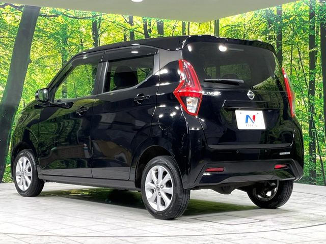 ☆全国のネクステージからお取り寄せが可能※!遠方の店舗に展示してあるクルマが気になる場合も、最寄りの店舗でご覧いただくことが可能です!是非私たちに要望をお聞かせください!※別途費用