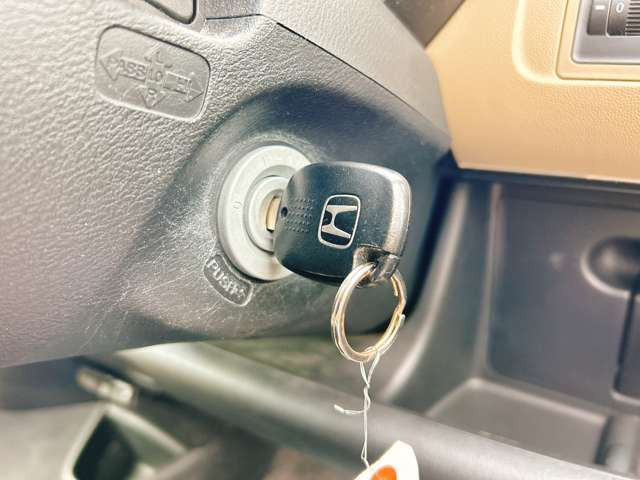 �y�L�[���X�G���g���[�z���ꂽ�ꏊ����h�A�̊J���ł��A�����^�b�`�Ŋy�X��荞�߂܂���