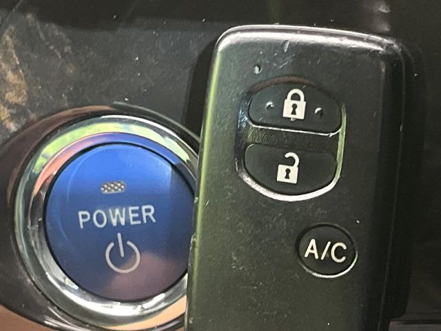 �y�X�}�[�g�L�[�z�J�o����|�P�b�g�ɓ��ꂽ�܂܂ł��h�A�̎{���E�������\�ȃX�}�[�g�L�[�𑕔��B�G���W���̃I���E�I�t�����J�M�����o���K�v����������Ƃ��Ă��֗��ł���