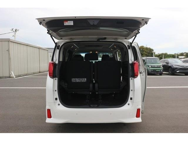 販売はご来店いただけるお客様限定です。同業者様への販売はお断りさせていただきます。車検無し車両の場合は、車検を取得したお支払い総額で表示しております。