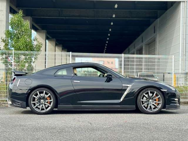 �n�C�p�t�H�[�}���X�Z���^�[(NHPC)�ł̎��O�_���ς݁B�_�����ʂ���Ɍ����Ԃ����ׂ������ē��v���܂��B�����ڂł͂킩��Ȃ�ECM�̃��O�����Ȃǂ����ē��\�ł��B���C�y�ɂ��₢���킹���������B