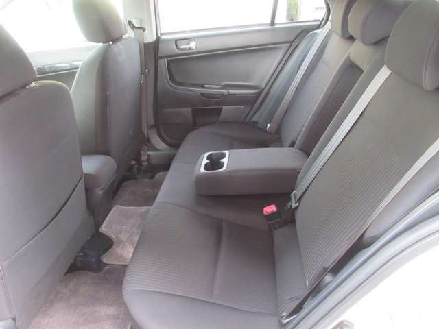 K&Kモータース長岡の在庫をご覧いただき、ありがとうございます!☆店頭に展示していない場合もございますので、お手数ですが、ご来店いただく際は事前に連絡をお願いいたします。お車を準備してお待ちしております