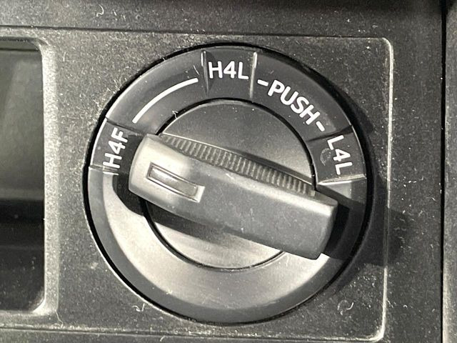 4WDのお車ですので、雪道でも安心です♪降雪地地域にお住まいの方以外にも、ウィンタースポーツが趣味の方や降雪地域へ帰省される機会がある方にもおすすめ!