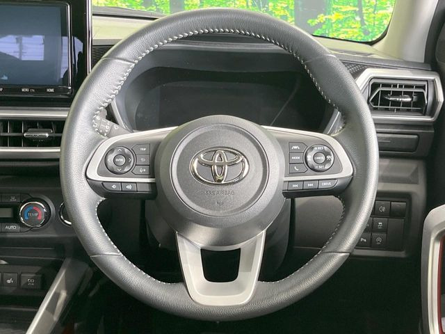 �y�����v�����X�e�A�����O�z�㎿�Ȋv���g�p���邱�ƂŁA��ɂ����������݂ƂĂ��^�]���₷���n���h���ł���