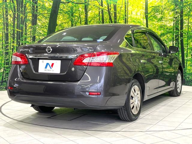 ☆全国のネクステージからお取り寄せが可能※!遠方の店舗に展示してあるクルマが気になる場合も、最寄りの店舗でご覧いただくことが可能です!是非私たちに要望をお聞かせください!※別途費用