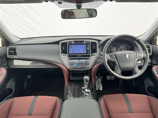 クラウンアスリートハイブリッド 2.5