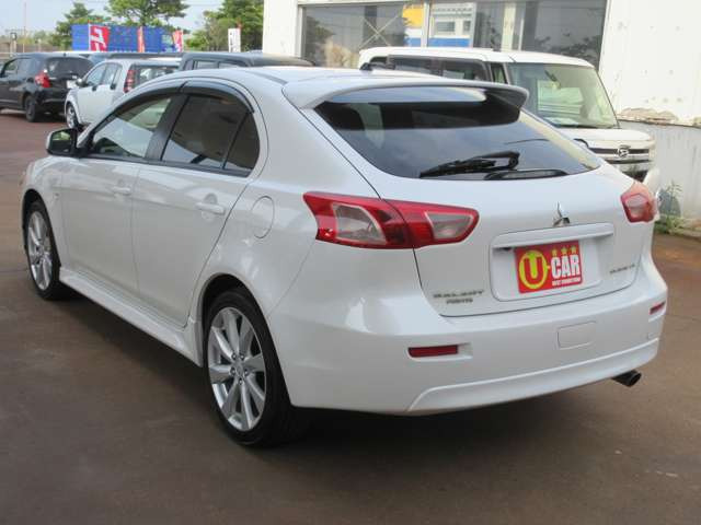 K&Kモータース長岡の在庫をご覧いただき、ありがとうございます!☆店頭に展示していない場合もございますので、お手数ですが、ご来店いただく際は事前に連絡をお願いいたします。お車を準備してお待ちしております