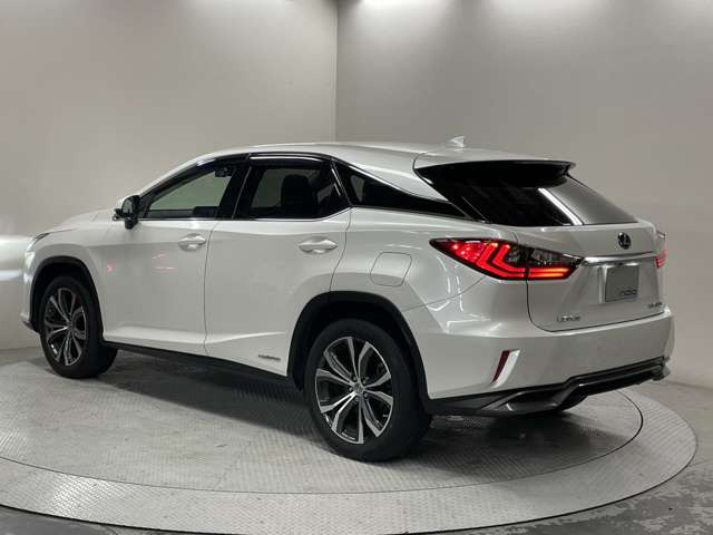 �l�C�̎Ԏ킪�����낢!�e���[�J�[ �ŐV�l�C�Ԃ����C���i�b�v!���ĐG���đI�ׂ�W����ł�!