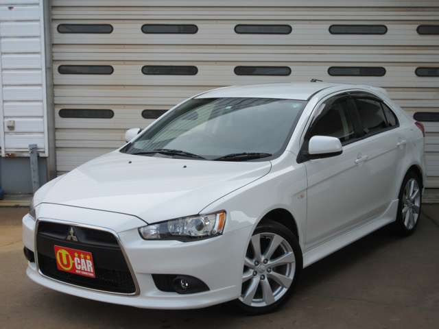 K&Kモータースの在庫をご覧いただき、ありがとうございます!☆店頭に展示していない場合もございますので、お手数ですが、ご来店いただく際は事前に連絡をお願いいたします。お車を準備してお待ちしております^^