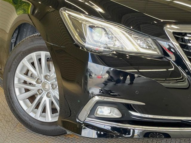 �yLED�w�b�h���C�g�z���V����ԑ��s�����ǍD�Ȏ��E���m�ۂ����S���ĉ^�]�ł��鍂�P�xLED�w�b�h���C�g�𑕔�!�_�����x�������A����d�͂��}�����Ă��܂��B