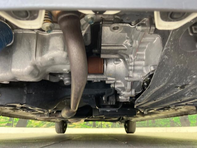 下回りがきれいなうちに、防錆加工の施工がオススメ。降雪地域はもちろん、沿岸部にお住いの方や、趣味でマリン・ウィンタースポーツをされる方にご好評いただいております。