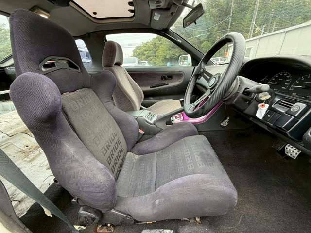 �C�ɂȂ邨�Ԃ�����܂�����E�̓d�b�ԍ����璼�ڂ��X�ɂ��₢���킹���������B�x�����@����ԗ����A��Ԃ܂łȂ�ł������������Ē����܂��B�X�^�b�t�ꓯ���A�����҂����Ă���܂��B