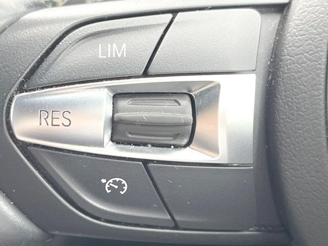 ●オートクルーズコントロール:高速道路や自動車専用道路等にて、定速巡航が可能となる便利な機能です。長距離移動の際でも疲れにくく便利にお使いいただけます♪