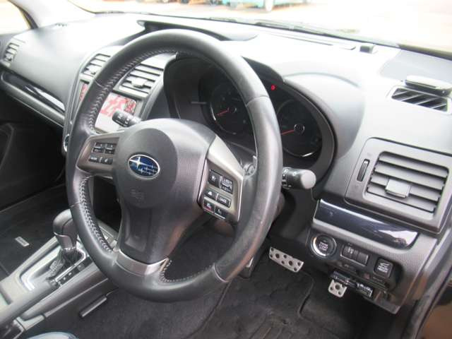 K&Kモータース長岡の在庫をご覧いただき、ありがとうございます!☆店頭に展示していない場合もございますので、お手数ですが、ご来店いただく際は事前に連絡をお願いいたします。お車を準備してお待ちしております