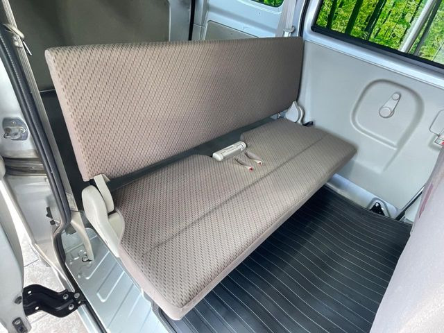 �㕔���Ȃ��C�ɂȂ�悤�ȃL�Y�E�����ւ��蓙�A�傫�ȃ_���[�W�͂Ȃ��A�ǍD�ȏ�Ԃł��B