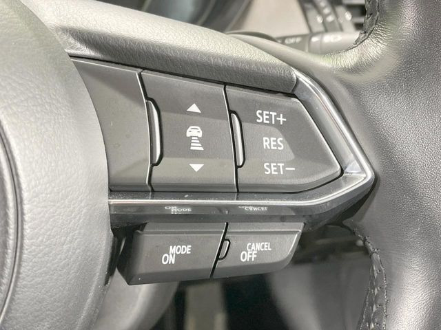 【マツダ・レーダークルーズコントロール】高速道路での長距離走行が楽に!自動で速度を保つクルーズコントロールが、衝突軽減システムと連携し、前方の車両を感知して車間を保つように速度調節してくれます!!