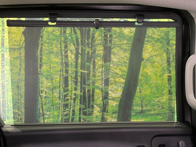 �y���[���V�F�[�h�z��������ԊO����̌���ῂ����Ƃ��ɃT�b�ƈ����o���Ďg����A���[���i�[�^�C�v�̃T���V�F�[�h�𑕔��B��Ȃɏ�������q�l���E�g�E�g�����������ȂǁA���Ђ����p����������