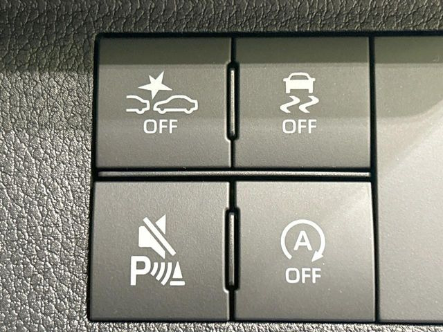 �y�X�}�[�g�A�V�X�g�z���s���ɑO���̎ԗ�����F�����A�Փ˂������Ȏ��͌x��ƃu���[�L�ŏՓˉ���Ɣ�Q�y�����A�V�X�g�B�����S�Ƀh���C�u�����y���݂��������܂��B