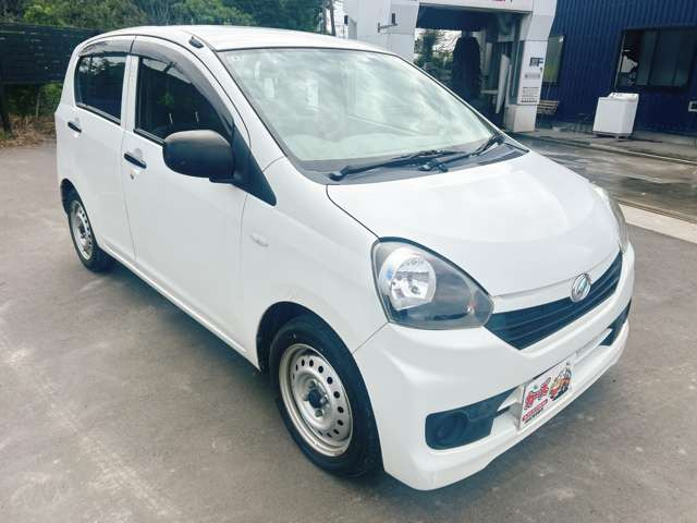 お客様のご予算帯に合わせたお車を常時100台以上取り揃えています!当社のスタッフがお客様のお車選びをしっかりサポートしご提案させていただきます!