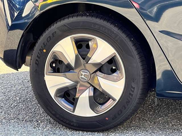 ���Ђ́A���q���܂̃j�[�Y�ɂ������o����悤�A�L�x�ȎԎ����葵���Ă���܂��B����芷���̍ۂ��A����A��낵�����肢�������܂��B