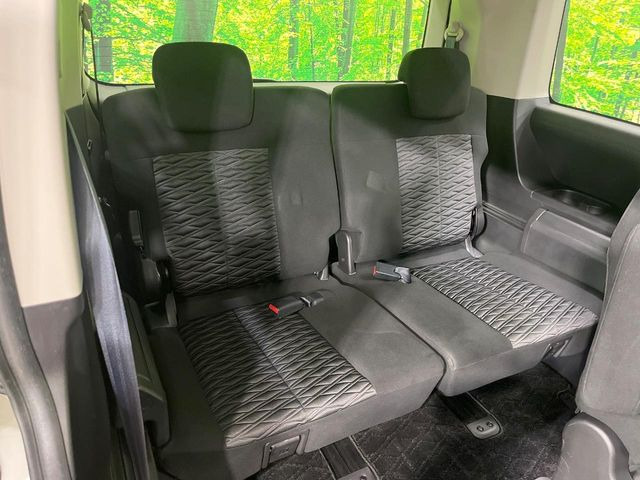 3��ڃV�[�g�͂�������ԗǍD����l�ł��������ƍ����Ē����܂��̂ŁA��l���ł̂��o���������N���N�ł��􂲉Ƒ��ŁA�C�̒m�ꂽ���ԂŁA�h���C�u�ɍs���̂��y���݂ł��ˁ�