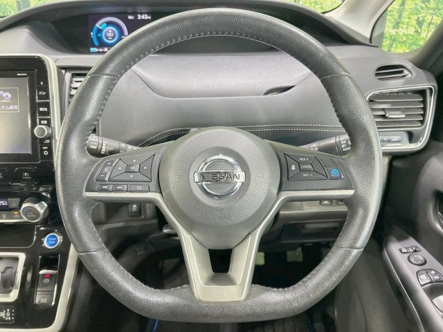 �y�����v�����X�e�A�����O�z�㎿�Ȋv���g�p���邱�ƂŁA��ɂ����������݂ƂĂ��^�]���₷���n���h���ł���