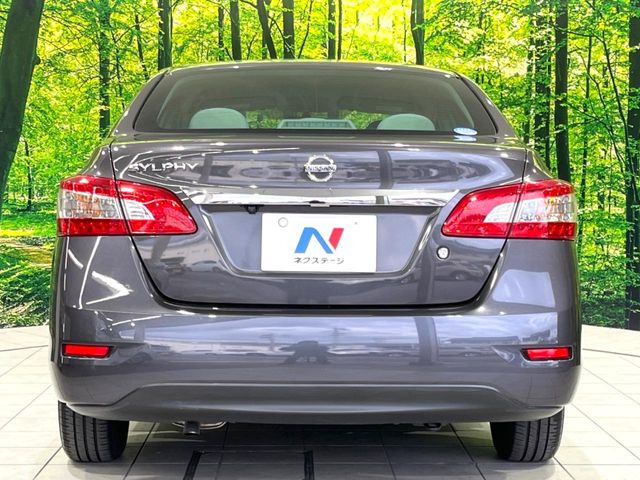 安心の最長10年・走行無制限保証(有償)をご用意。保証内容も充実はもちろん、無料点検&オイル交換や、年中無休の全国・24時間ロードサービスも付帯されておりますのでご安心下さい。