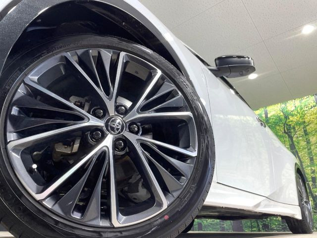 �y����19�C���`�A���~�z�C�[���z�O�ςɃ}�b�`���������A���~�z�C�[���𑕒����Ă���܂��B�e��ЊO�A���~�z�C�[����A�X�^�b�h���X�^�C�����戵�����Ă���܂��B���񂲑��k����������