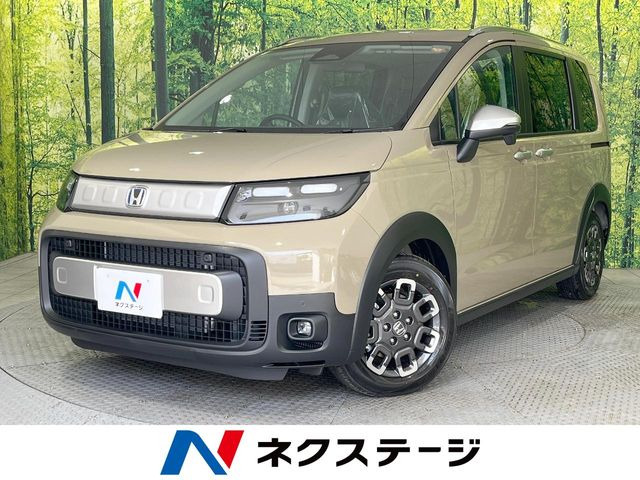 フリード(ホンダ) 1.5 e:HEV クロスター 中古車画像
