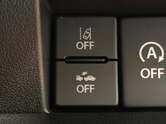 �y�X�Y�L �Z�[�t�e�B�T�|�[�g�z���s���ɑO���̎ԗ�����F�����A�Փ˂������Ȏ��͌x��ƃu���[�L�ŏՓˉ���Ɣ�Q�y�����A�V�X�g�B�����S�Ƀh���C�u�����y���݂��������܂��B