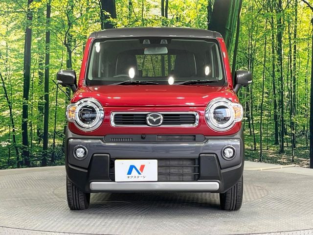 弊社では、全車『修復歴なし』のお車のみ取り扱っております。専任バイヤーによる厳選した仕入れの後、入庫後の車両チェックを行い、ネクステージが認定した高品質な中古車をご提供しております。