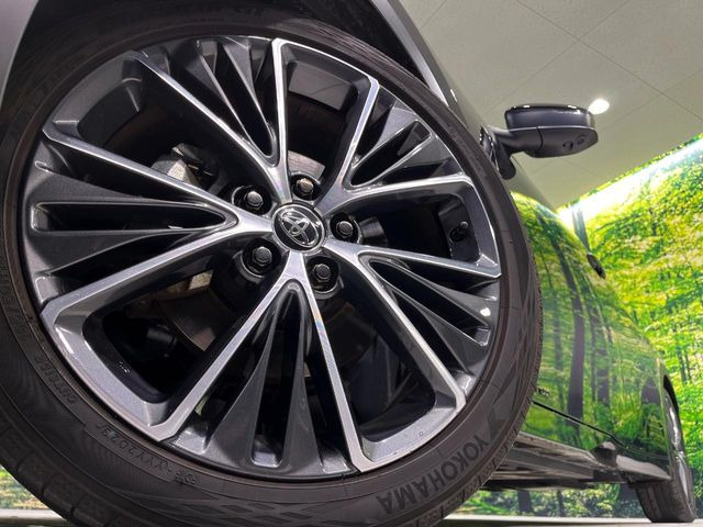 �y����19�C���`�A���~�z�C�[���z�O�ςɃ}�b�`���������A���~�z�C�[���𑕒����Ă���܂��B�e��ЊO�A���~�z�C�[����A�X�^�b�h���X�^�C�����戵�����Ă���܂��B���񂲑��k����������