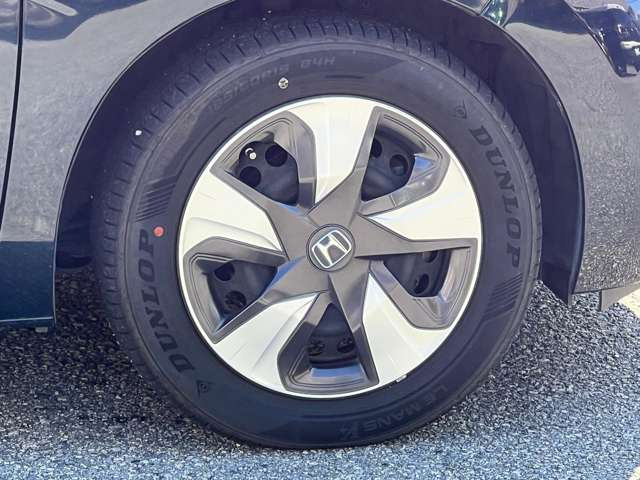 ���Ђ́A���q���܂̃j�[�Y�ɂ������o����悤�A�L�x�ȎԎ����葵���Ă���܂��B����芷���̍ۂ��A����A��낵�����肢�������܂��B