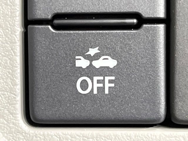 �y�X�Y�L �Z�[�t�e�B�T�|�[�g�z���s���ɑO���̎ԗ�����F�����A�Փ˂������Ȏ��͌x��ƃu���[�L�ŏՓˉ���Ɣ�Q�y�����A�V�X�g�B�����S�Ƀh���C�u�����y���݂��������܂��B