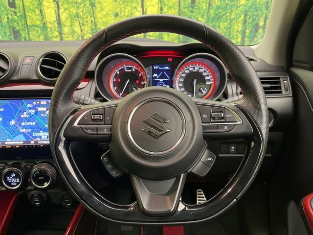 �y�����v�����X�e�A�����O�z�㎿�Ȋv���g�p���邱�ƂŁA��ɂ����������݂ƂĂ��^�]���₷���n���h���ł���