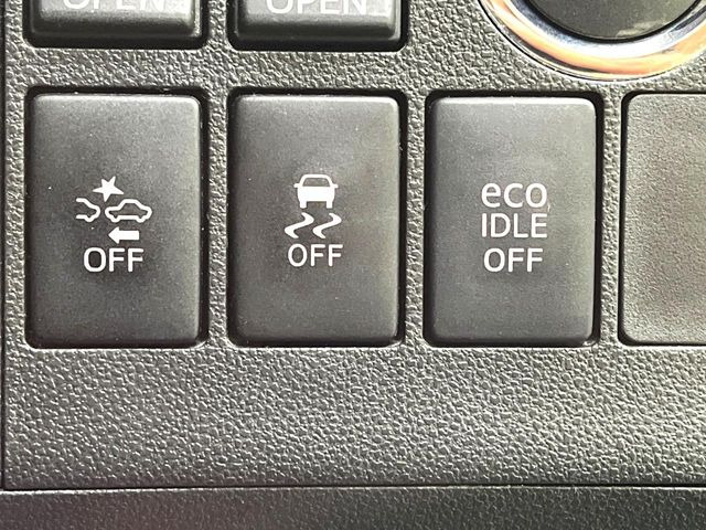 �y�X�}�[�g�A�V�X�g�z���s���ɑO���̎ԗ�����F�����A�Փ˂������Ȏ��͌x��ƃu���[�L�ŏՓˉ���Ɣ�Q�y�����A�V�X�g�B�����S�Ƀh���C�u�����y���݂��������܂��B