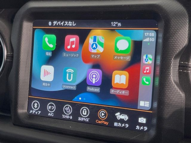●Apple Car Play:スマホとの有線接続で、ナビ・オーディオ再生などスマホのアプリ機能が画面でも使える便利機能です!
